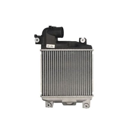 DA2004TT Intercooler fits: TOYOTA HILUX VII 2.5D/3.0D 11.04 09.15