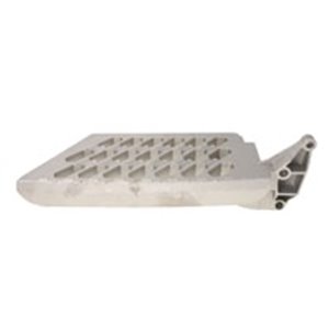 VOL-SP-010R Driver’s cab step alloy grid R (lower) fits: VOLVO FH II 01.12 
