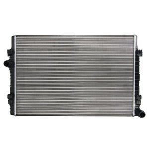 D7W017TT Mootori radiaator sobib: AUDI A3, Q2, Q3, TT SEAT ATECA, LEON, L