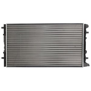 D7W064TT Mootori radiaator sobib: VW NEW BEETLE 1.4 2.0 01.98 10.10