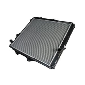 D72019TT Mootori radiaator (Manuaalne) sobib: TOYOTA HILUX VI 2.4D 08.98 0