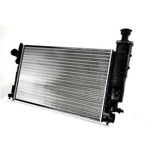 D7P047TT Mootori radiaator (Manuaalne) sobib: PEUGEOT 405 II 1.4 2.0 08.92