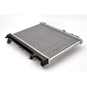 D73015TT Mootori radiaator sobib: MAZDA 121 I, 121 II 1.1/1.3 10.87 03.96