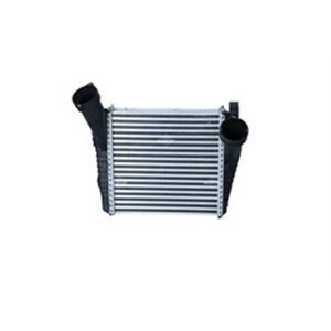 NRF 30286 - Intercooler fits: VW TOUAREG 2.5D/5.0D 10.02-05.10