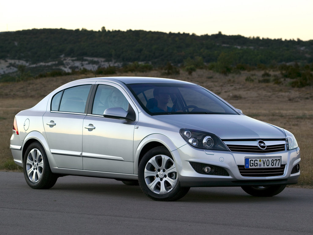 Opel ASTRA H (A04)