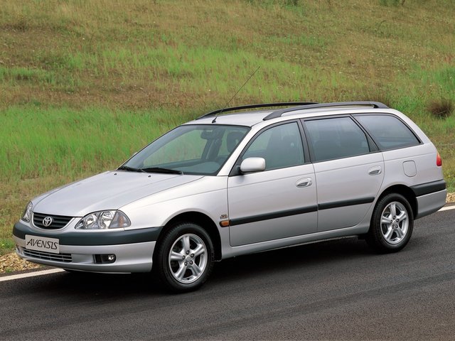 Toyota AVENSIS (T22) 2000