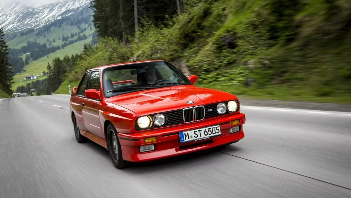Запчасти BMW 3 (E30)